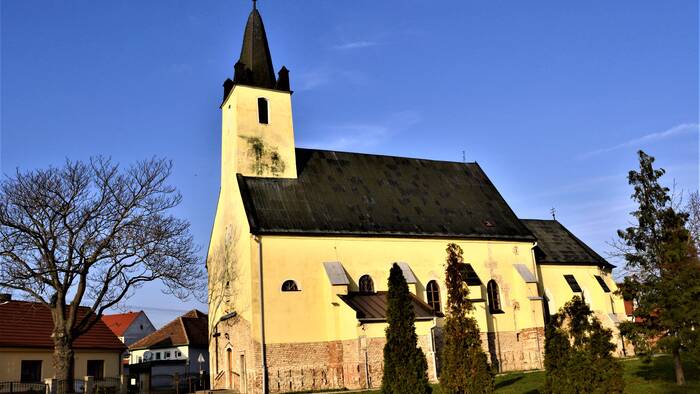 Get to know the sacral monuments of five villages in the Trnava region-14
