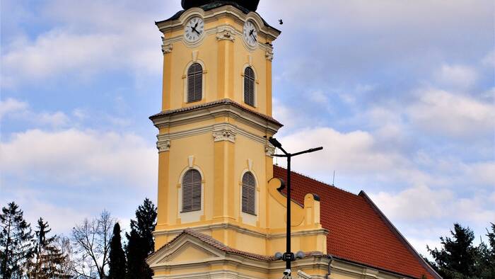 Lernen Sie die Sakraldenkmäler von fünf Dörfern in der Region Trnava kennen-17