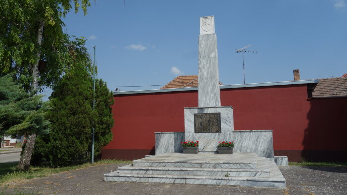 Denkmal für die Gefallenen in I. und II. Weltkrieg-2