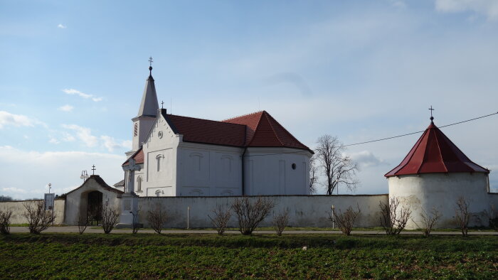 Kirche St. Peter und Paul-2