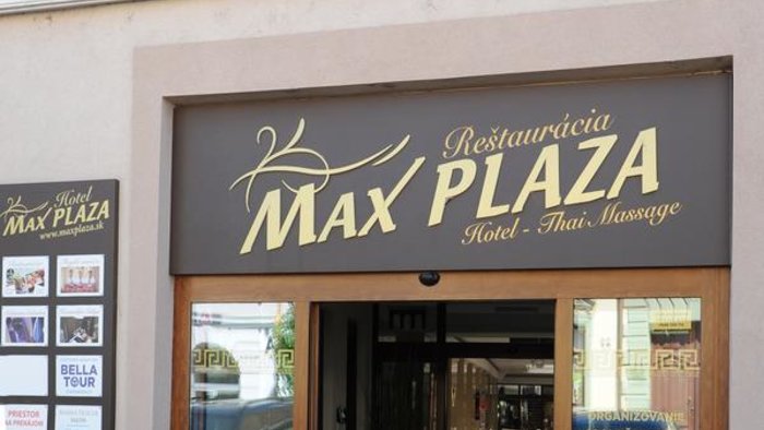 Hotel Max Plaza-8