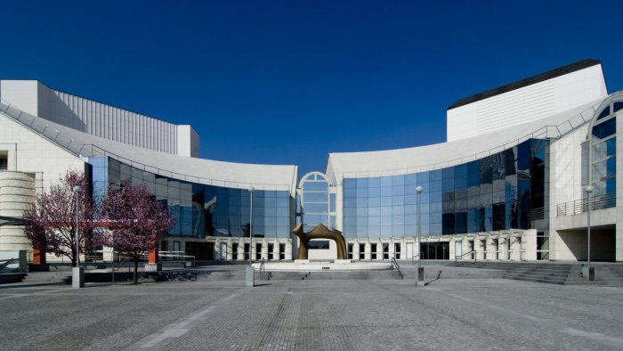 Szlovák Nemzeti Színház - új épület-1