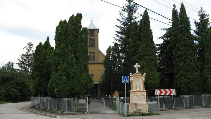 The village of Hrubý Šúr-1