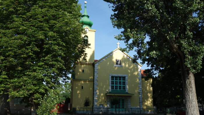 Evangelische Kirche - Großes Grab-2