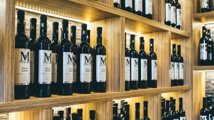 Víno Mahidol - vinotéka a prodejna-5