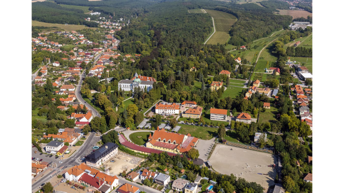 Das Dorf Topoľčianky-1