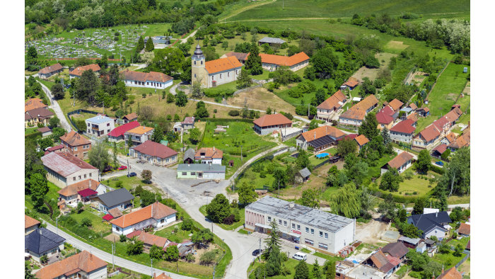 The village of Ladice-1