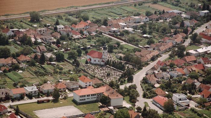 Das Dorf Červeník-2