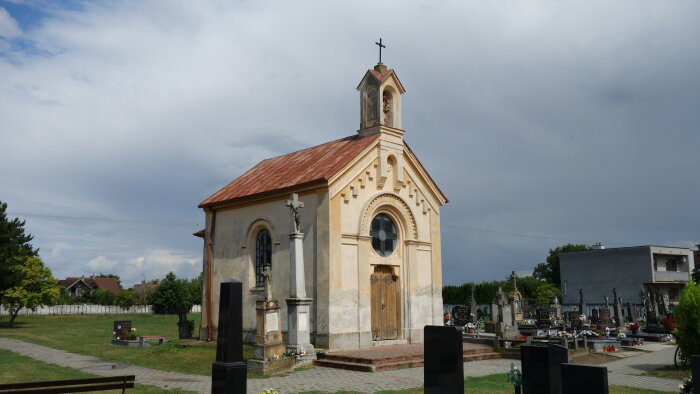 Chapel of St. Cross in the cemetery, Chataj-6
