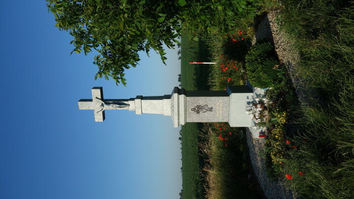 Cross on the old Ružindol road-5