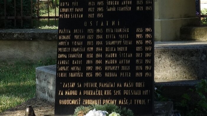 A halál emlékműve a második világháborúban - Hrnčiarovce nad Parnou-3