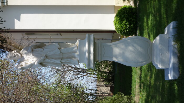Statue des hl. Ján Nepomuck - Veľký Grob-3