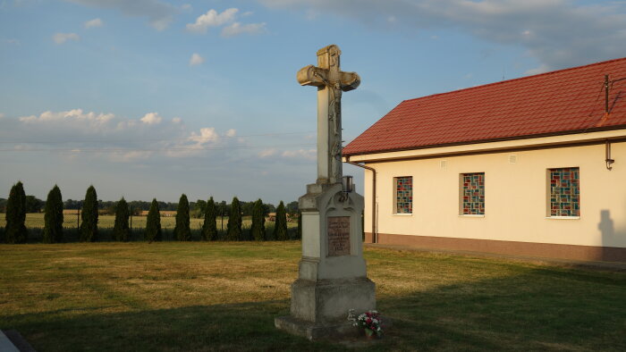 Cross in the cemetery - Cífer part of Pác-1