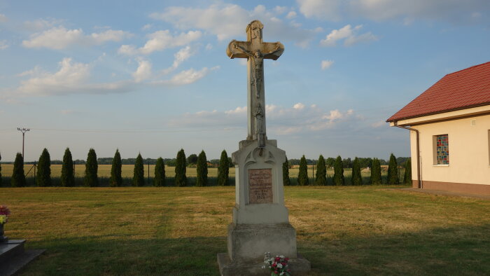 Cross in the cemetery - Cífer part of Pác-3