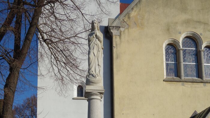 Szűz Mária szobra, Szeplőtelen Fogantatás - Cífer-1