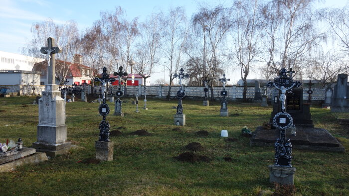 Cintorín-2