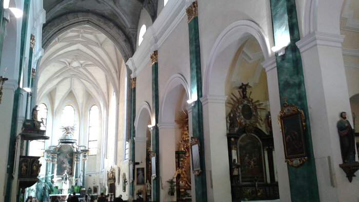 Seminární kostel sv. Antona Paduánského-2
