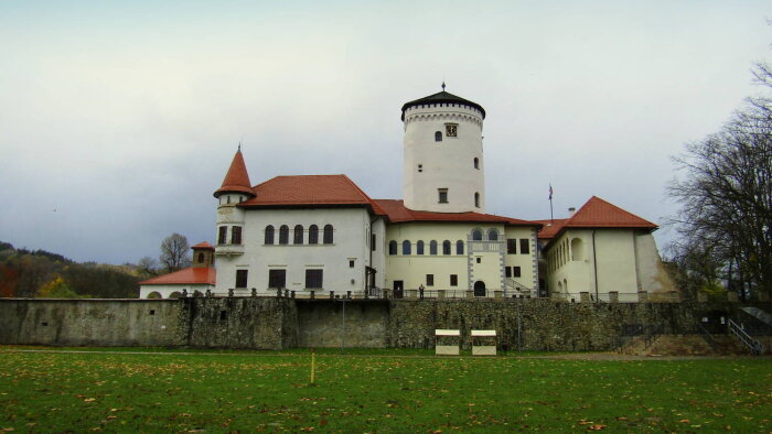Burg Budatin, Zilina-6