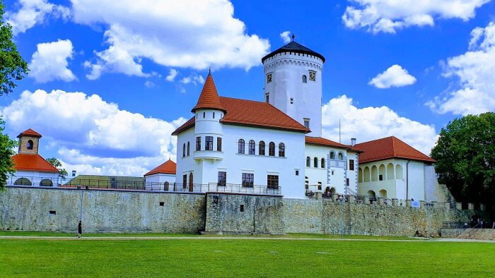 Burg Budatin, Zilina-3