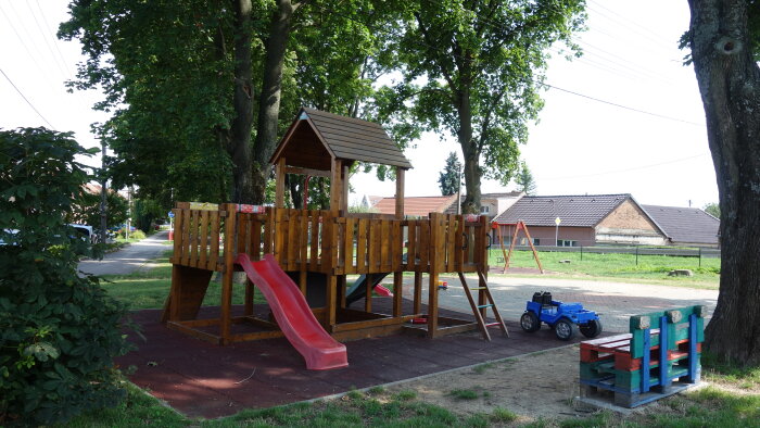 Playground, upper park - Ružindol-1