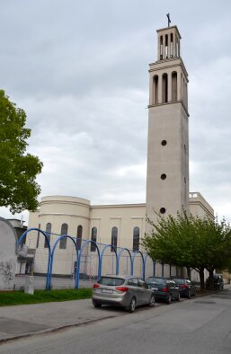 Kirche der Friedenskönigin - Košice-3