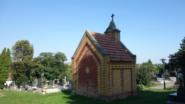A Szent Kereszt kápolna - Suchá nad Parnou-1