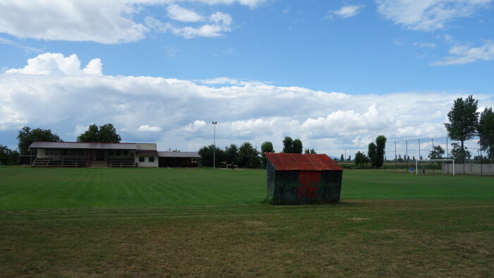 Futbalové ihrisko - Čataj-2