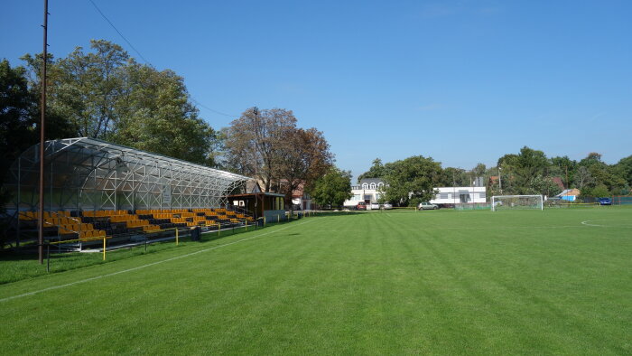 Fußballplatz - Voderady-4