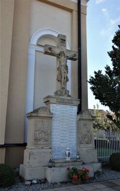 Pomník padlým v 1. světové válce-3
